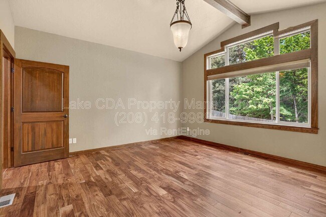 Building Photo - 8668 N Stable Trace Ct