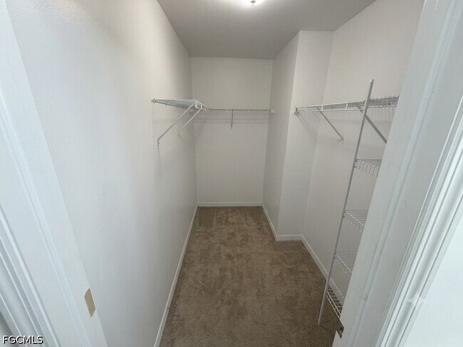 Building Photo - 3192 Estancia Ln