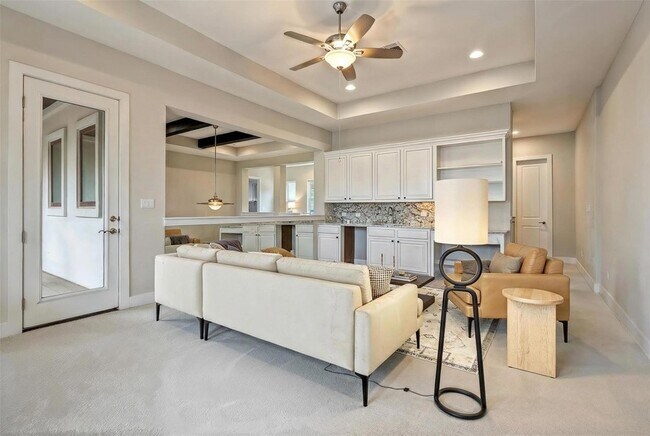 Building Photo - 107 Cascading Waters Pl