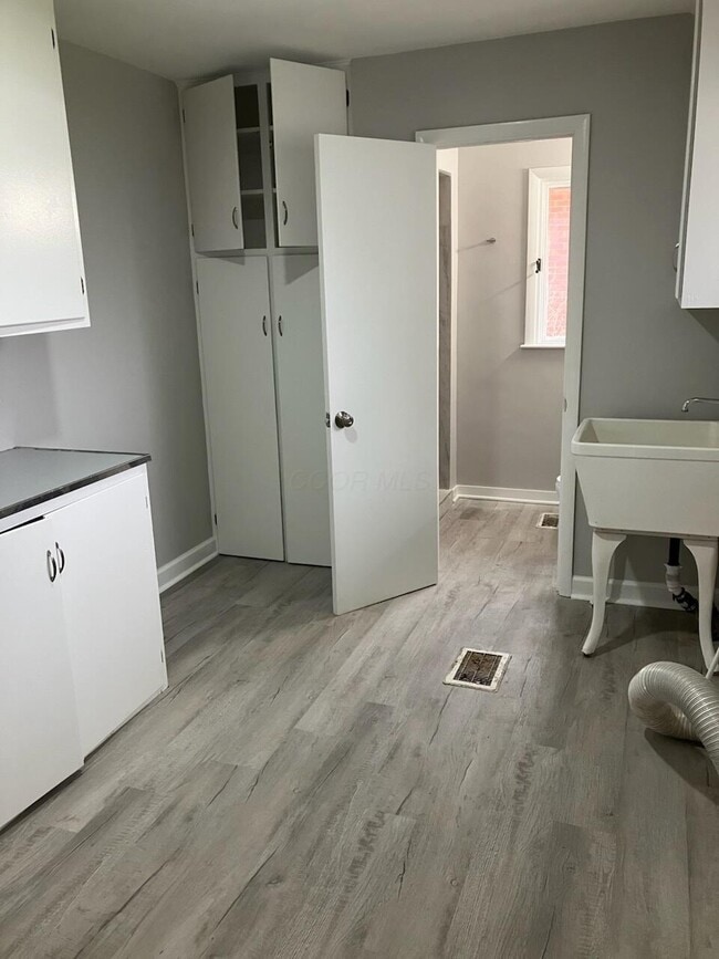 Building Photo - 1051 Briarwood Rd