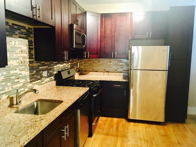 Building Photo - 4823 N Springfield Ave