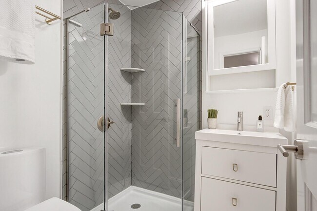 Building Photo - 1907 11th St NW