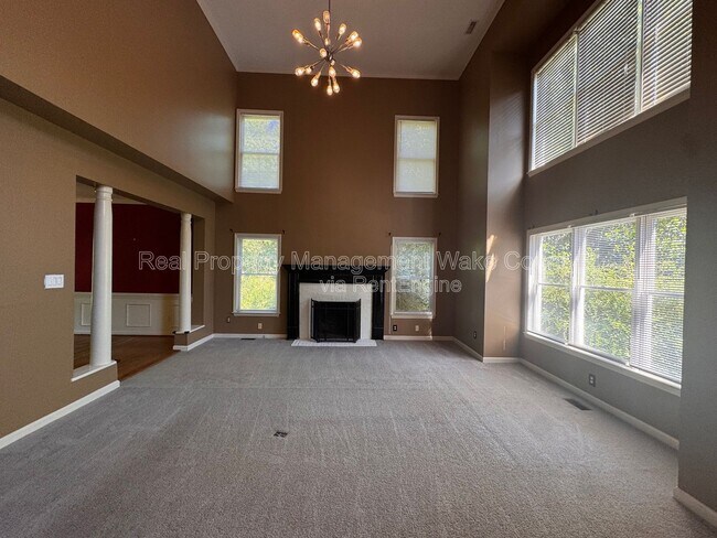 Building Photo - 102 Powder Mill Ct