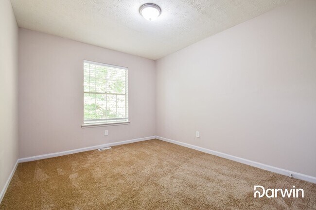 Building Photo - 3900 Dalhouise Ln
