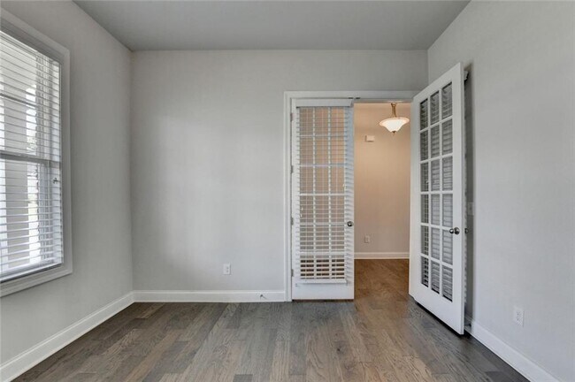 Building Photo - 3695 Andover St