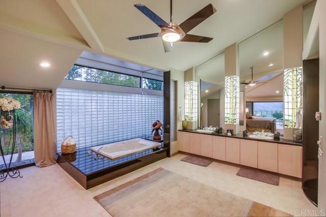 Building Photo - 1402 Rancho Serena