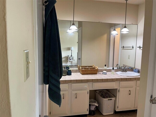 Building Photo - 12214 Forsythe Dr