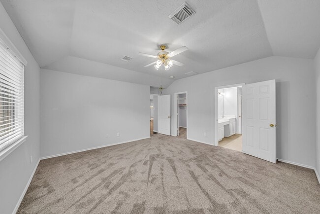 Building Photo - 5418 Timber Quail Dr