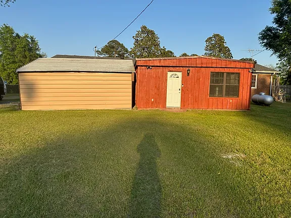Building Photo - 3511 Blue Springs Rd