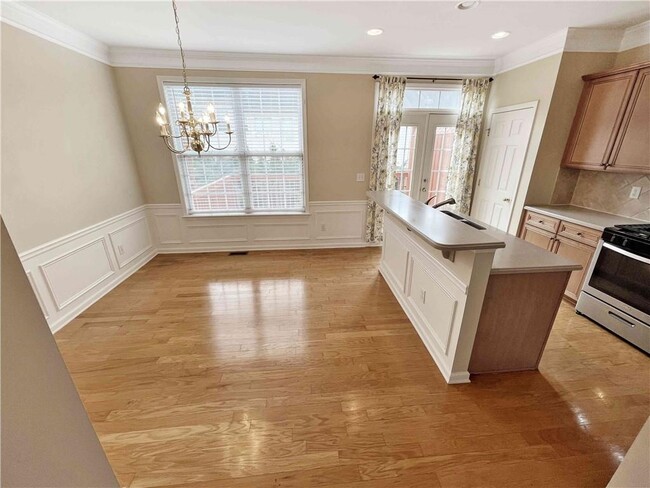 Building Photo - 306 Mony Stone Ct SE