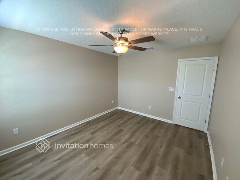 Building Photo - 7533 Chervil St