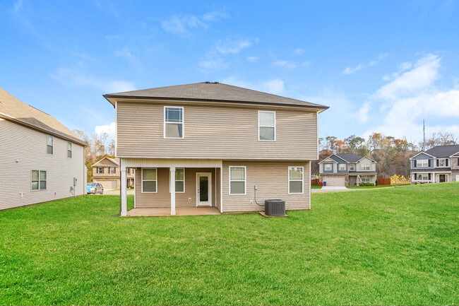 Building Photo - 1201 Black Oak Cir