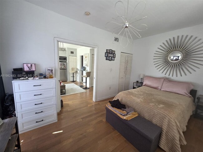 Building Photo - 1027 Pennsylvania Ave