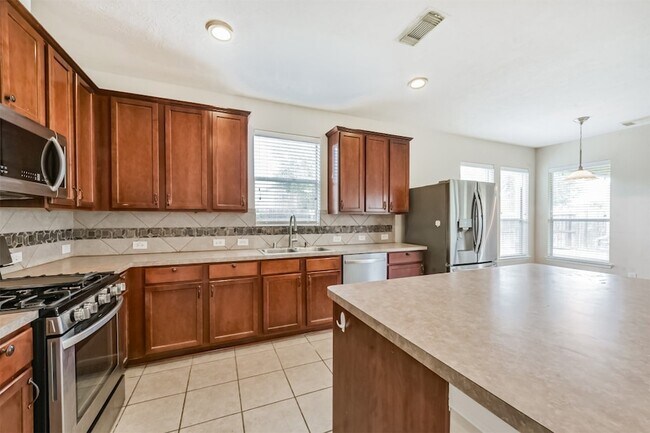 Building Photo - 2601 Hewn Rock Way