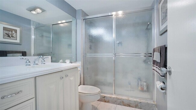 Building Photo - 3900 Galt Ocean Dr