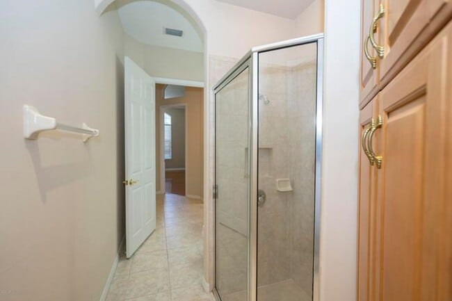 Building Photo - Gated Community