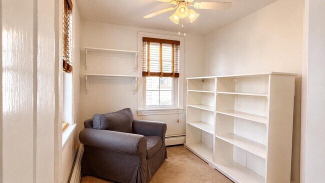 Building Photo - 1307 PA-113