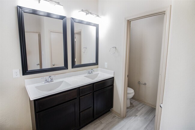 Building Photo - 20514 Chatfield Bend Way