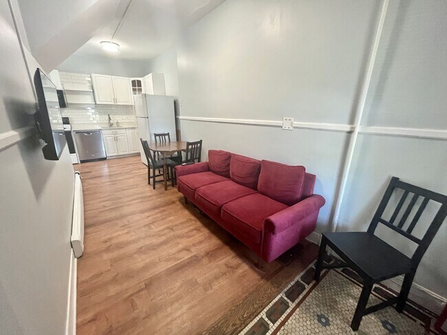 Building Photo - Fully Renovated 4BR/1.5BA on Science Hill | New Everything | Steps to Yale