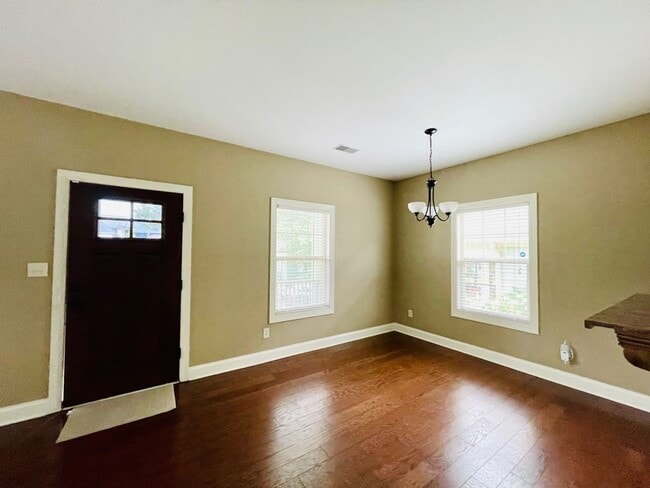Building Photo - **DOWNTOWN JACKSON** Hub City LIFT Wellnes...