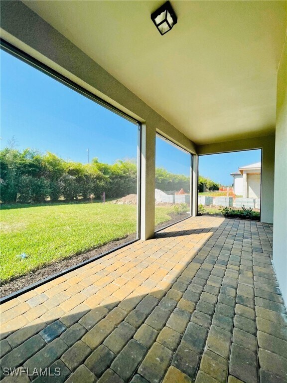 Building Photo - 1962 Tripletail Ln