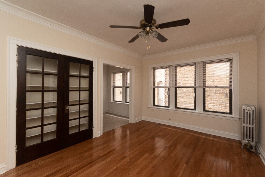 Building Photo - 4640 N Paulina St