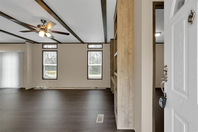 Primary Photo - 20204 Sherwood Dr