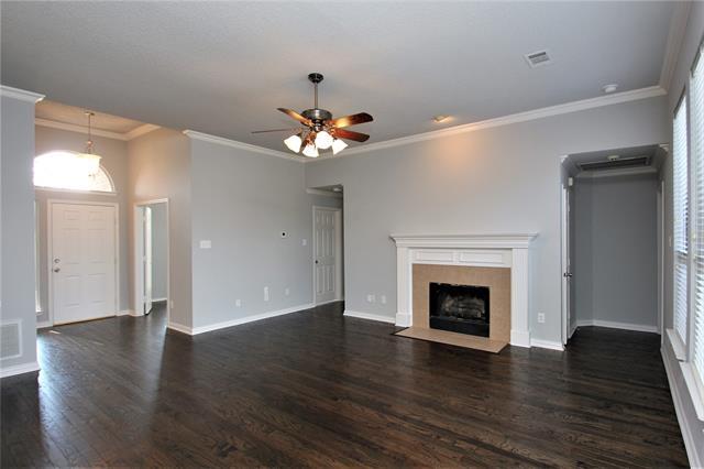 Building Photo - 10404 Forrest Dr