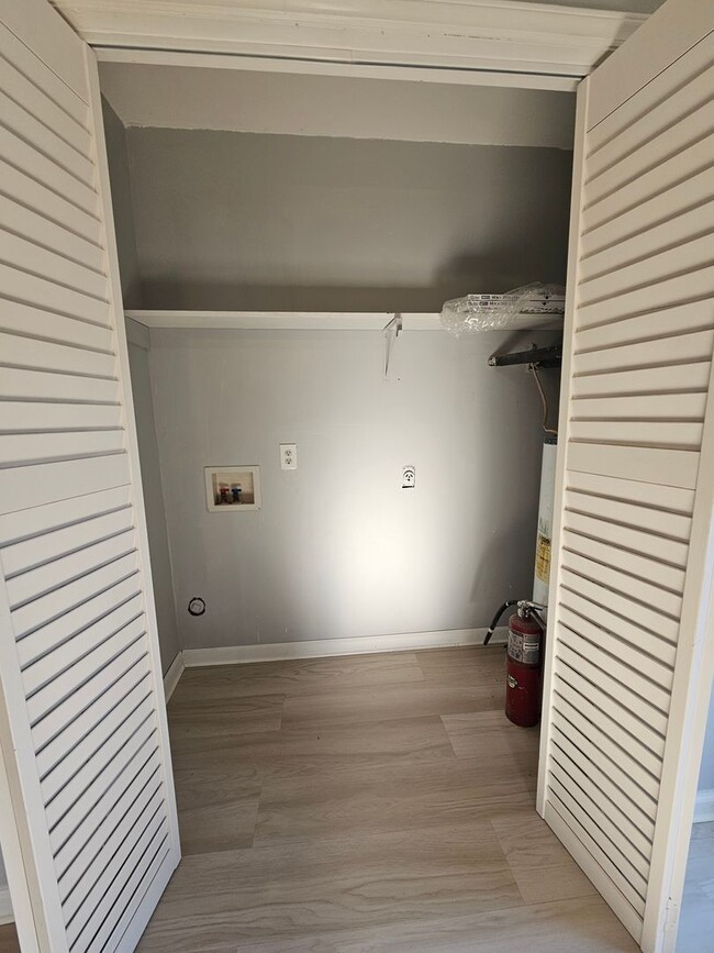 Building Photo - 3BR Home Near Downtown Wilmington – Recently Updated, Pet Friendly