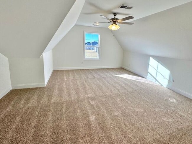 Building Photo - Now Leasing a 5-bedroom 3 bath home in Olive Branch @ Southbranch.