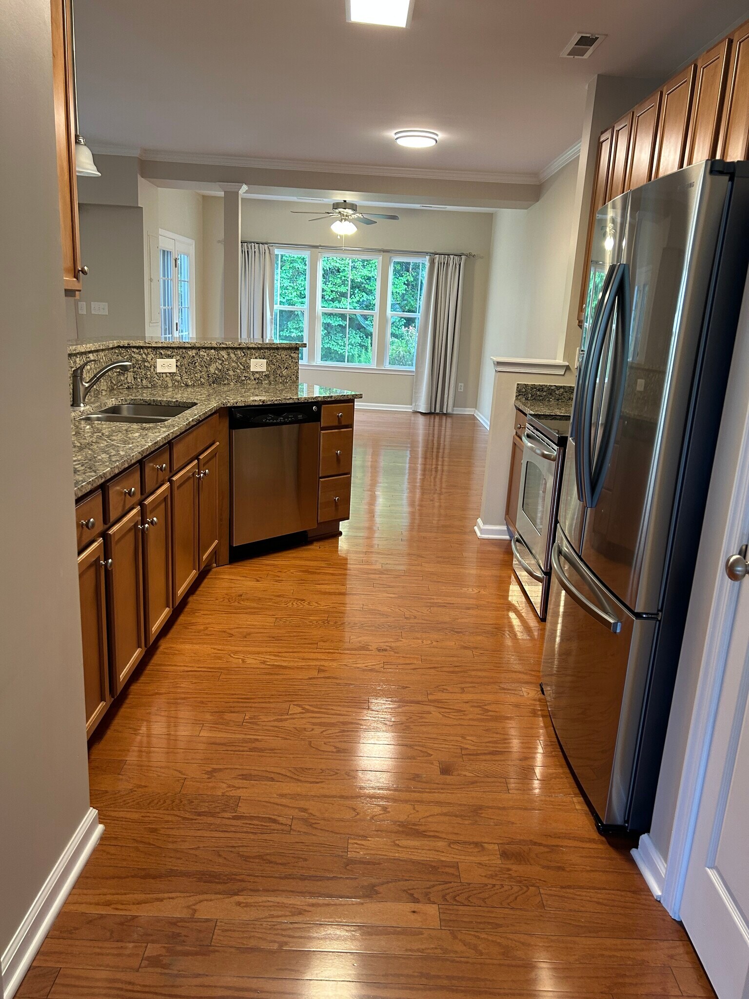 Building Photo - 8627 Fielding Cir