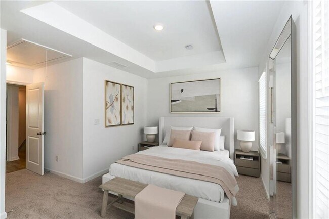 Building Photo - 626 Wynard Pl