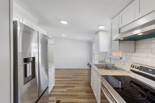 Building Photo - 16509 Brittany Way