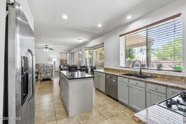 Building Photo - 11530 W Palm Brook Dr