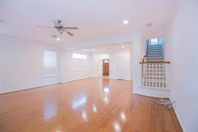 Building Photo - 5413 Kiam St