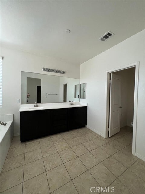 Building Photo - 2960 S Via Belamaria