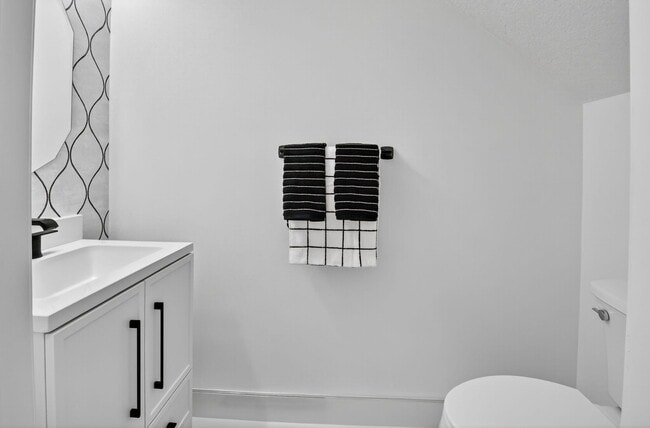 Building Photo - 16081 Poppy Seed Cir