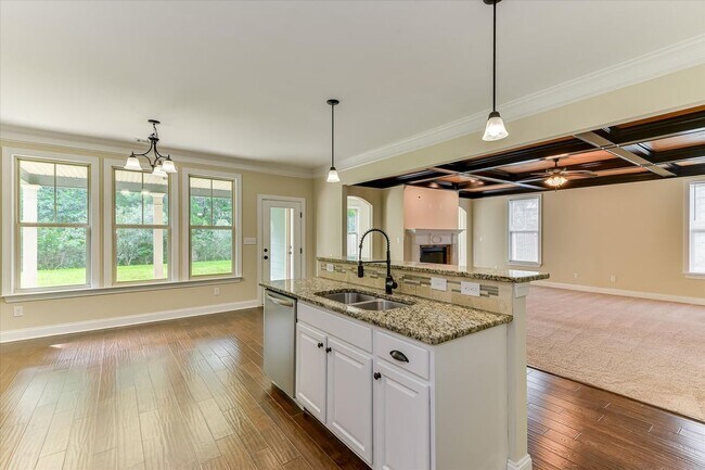 Building Photo - 4215 Windslow Dr