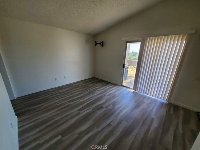 Building Photo - 23805 Mark Twain