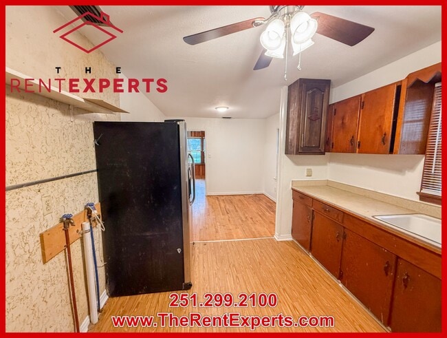 Building Photo - 1701 Conti St