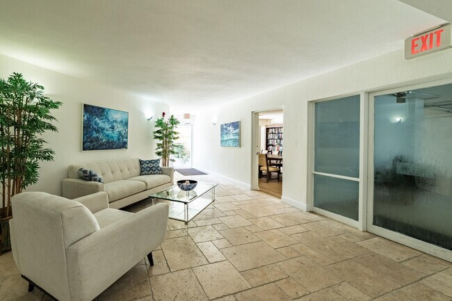 Building Photo - 3475 S Ocean Blvd