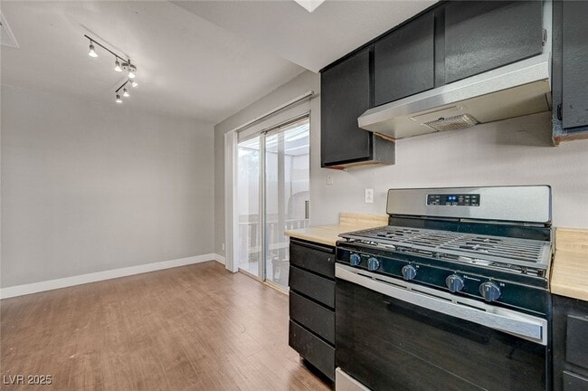 Building Photo - 4339 Spencer St