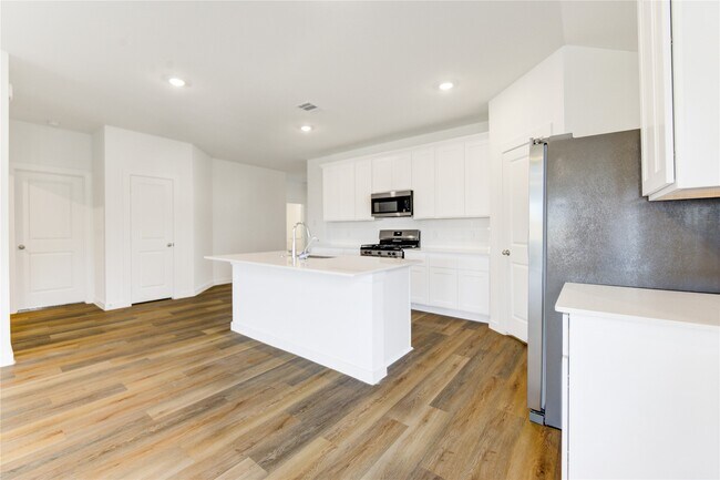 Building Photo - 9027 Rose Water Trl