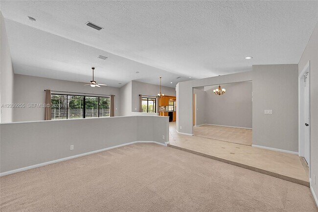 Building Photo - 4745 NW 99th Ln