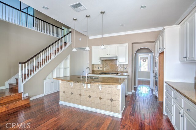 Building Photo - 3782 Carson Way