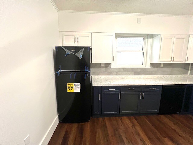 Building Photo - 83 Arnold Ave