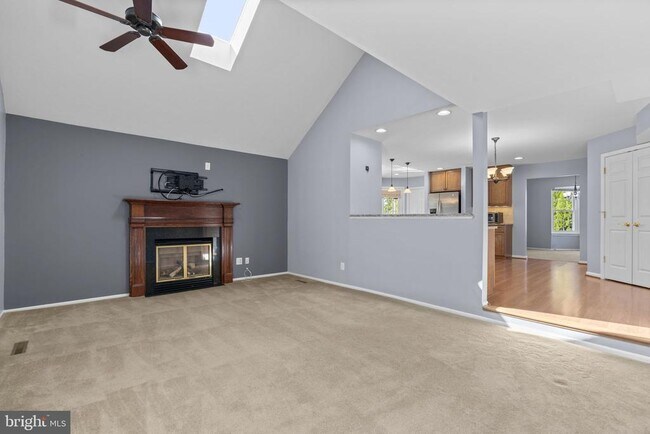 Building Photo - 4706 Bates Dr
