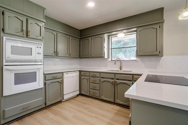 Building Photo - 4424 Foxfire Way