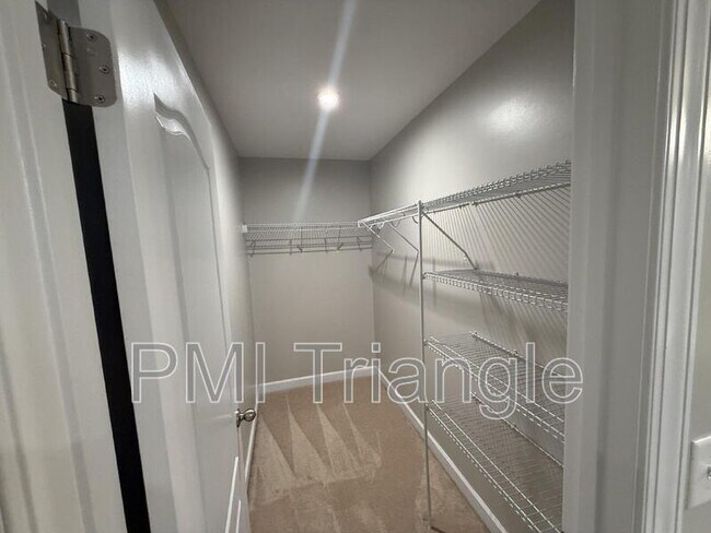 Building Photo - 2932 Murray Rdg Trl