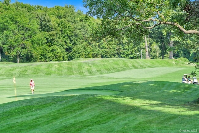 Building Photo - 269-10 Grand Central Pkwy